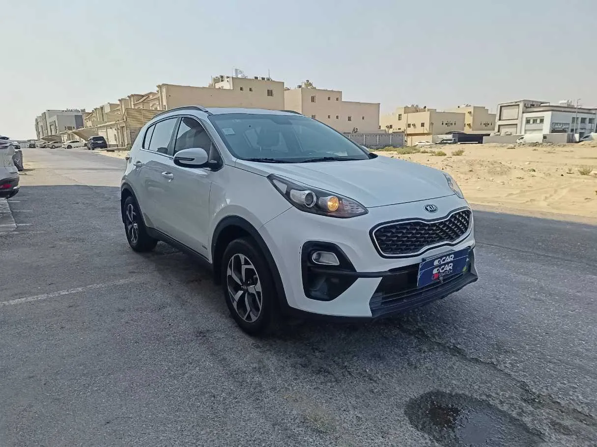 Car image 3