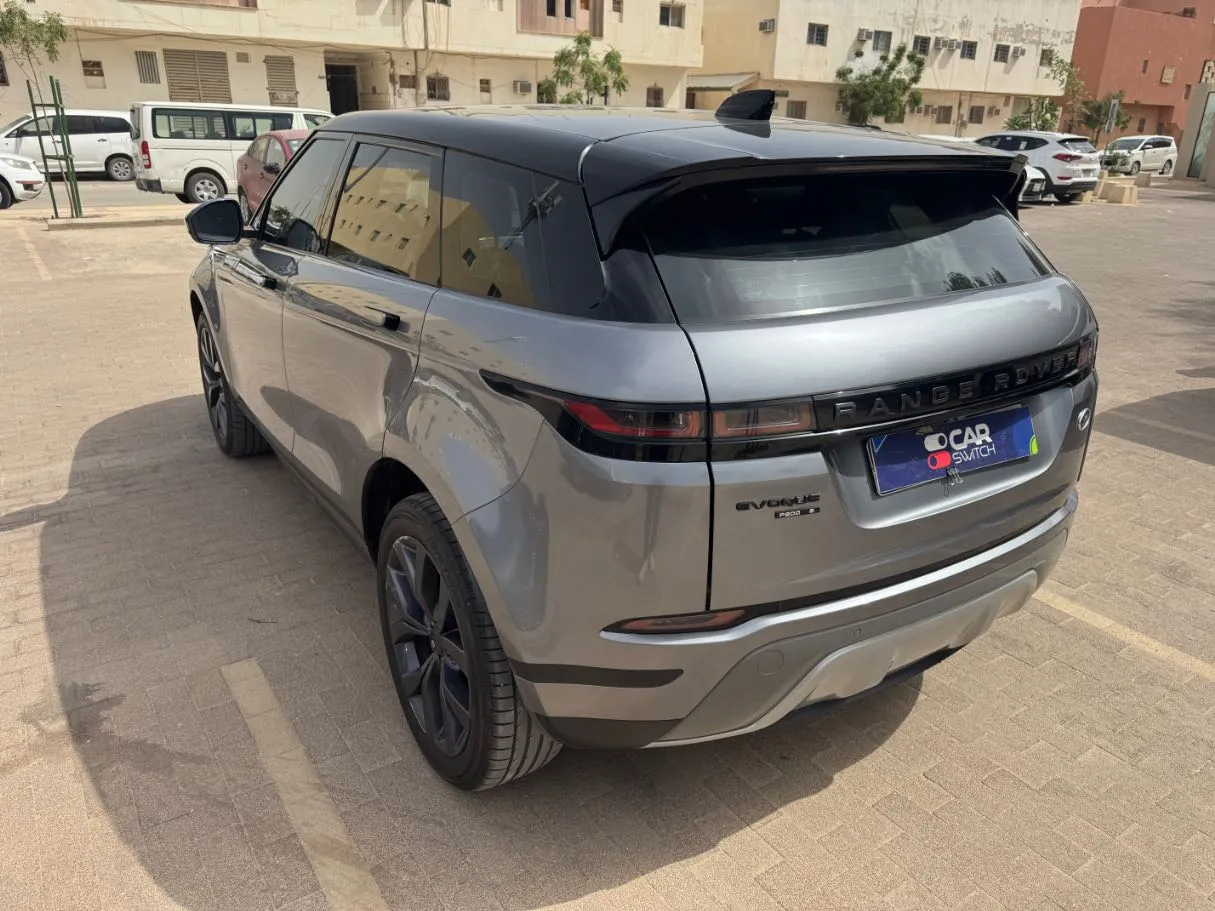 Car image 7