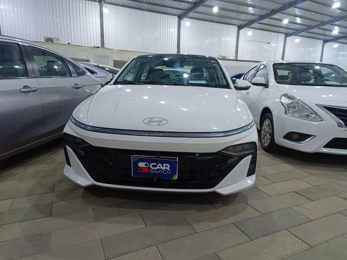 Car image 2