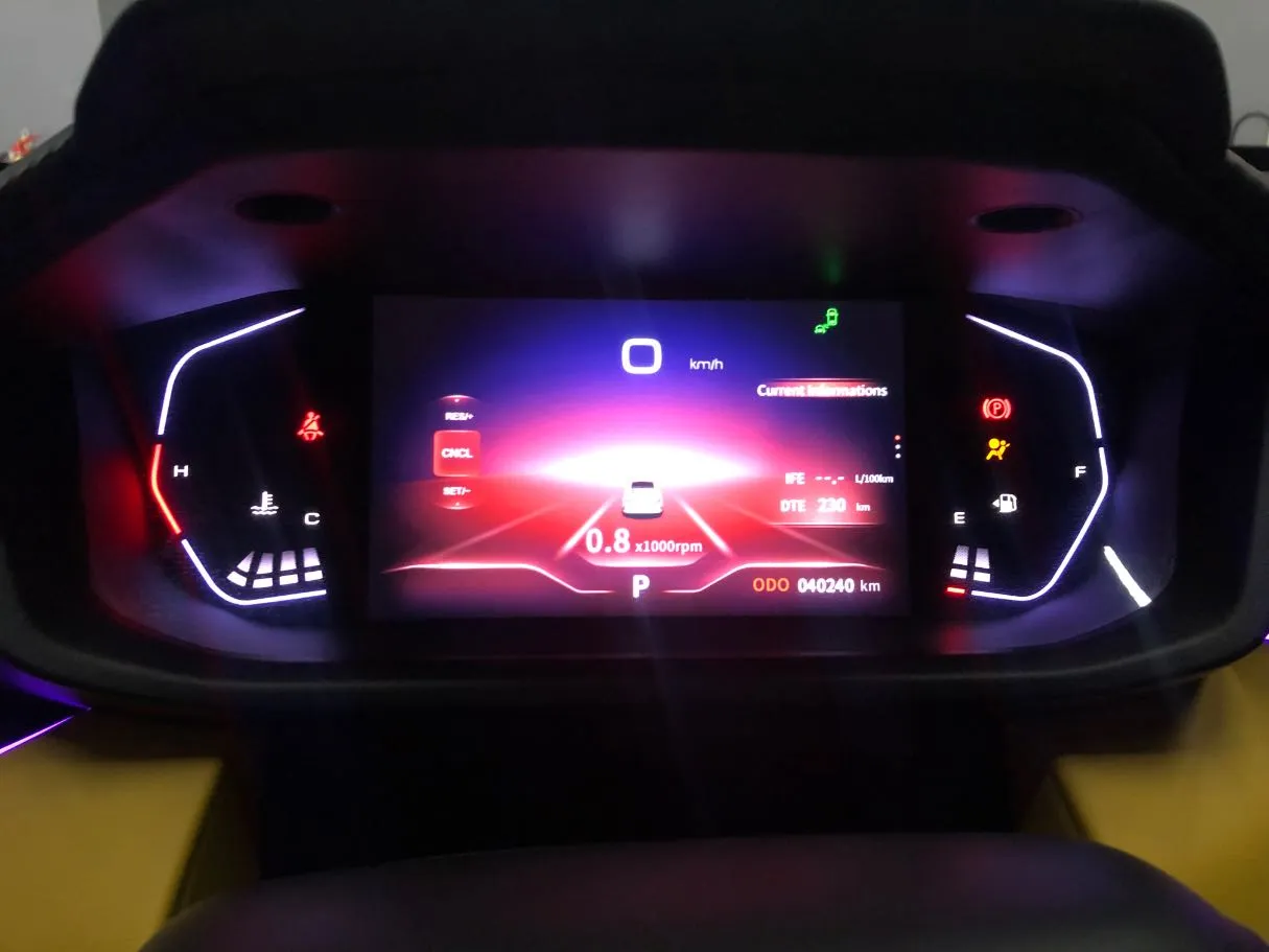 Car image 18