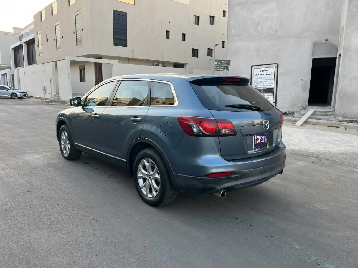 Car image 7