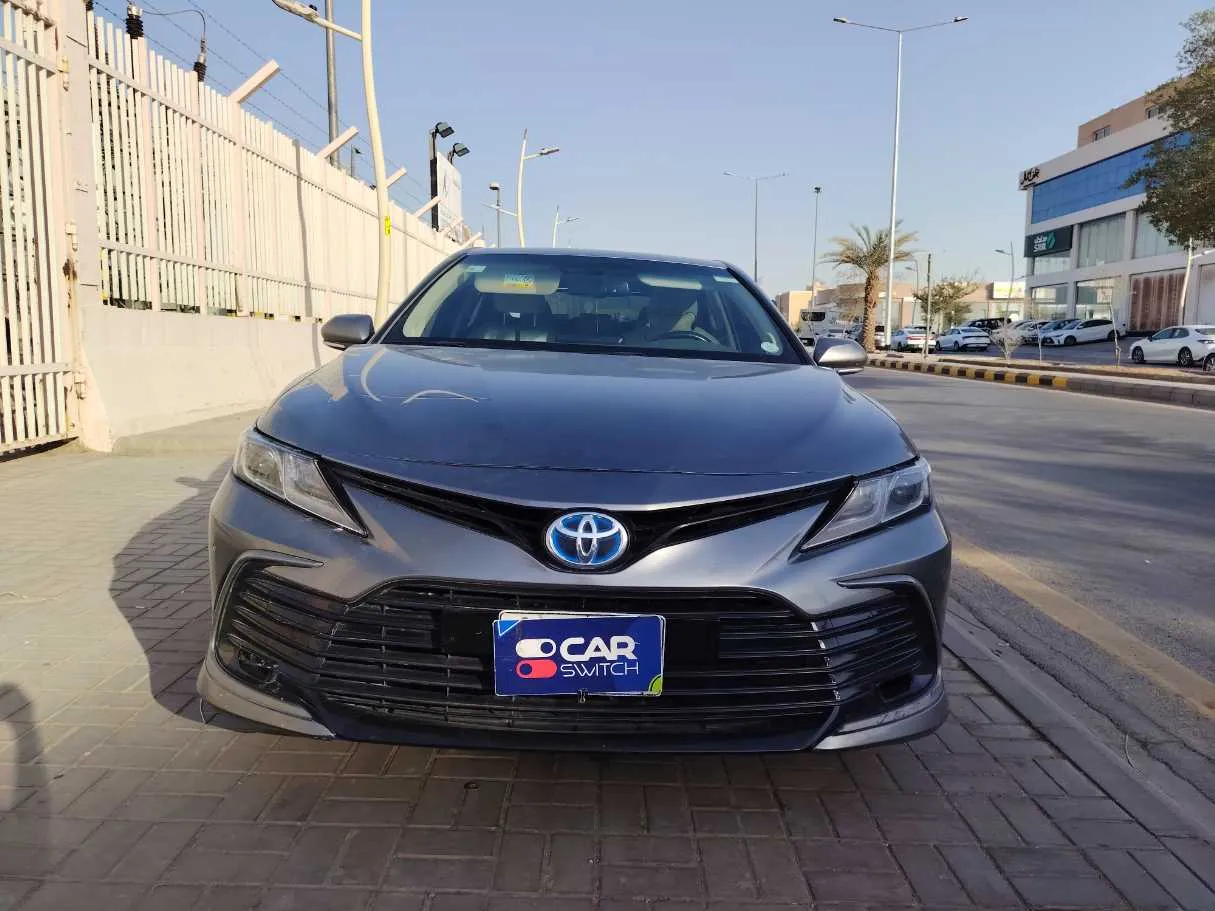 Car image 2
