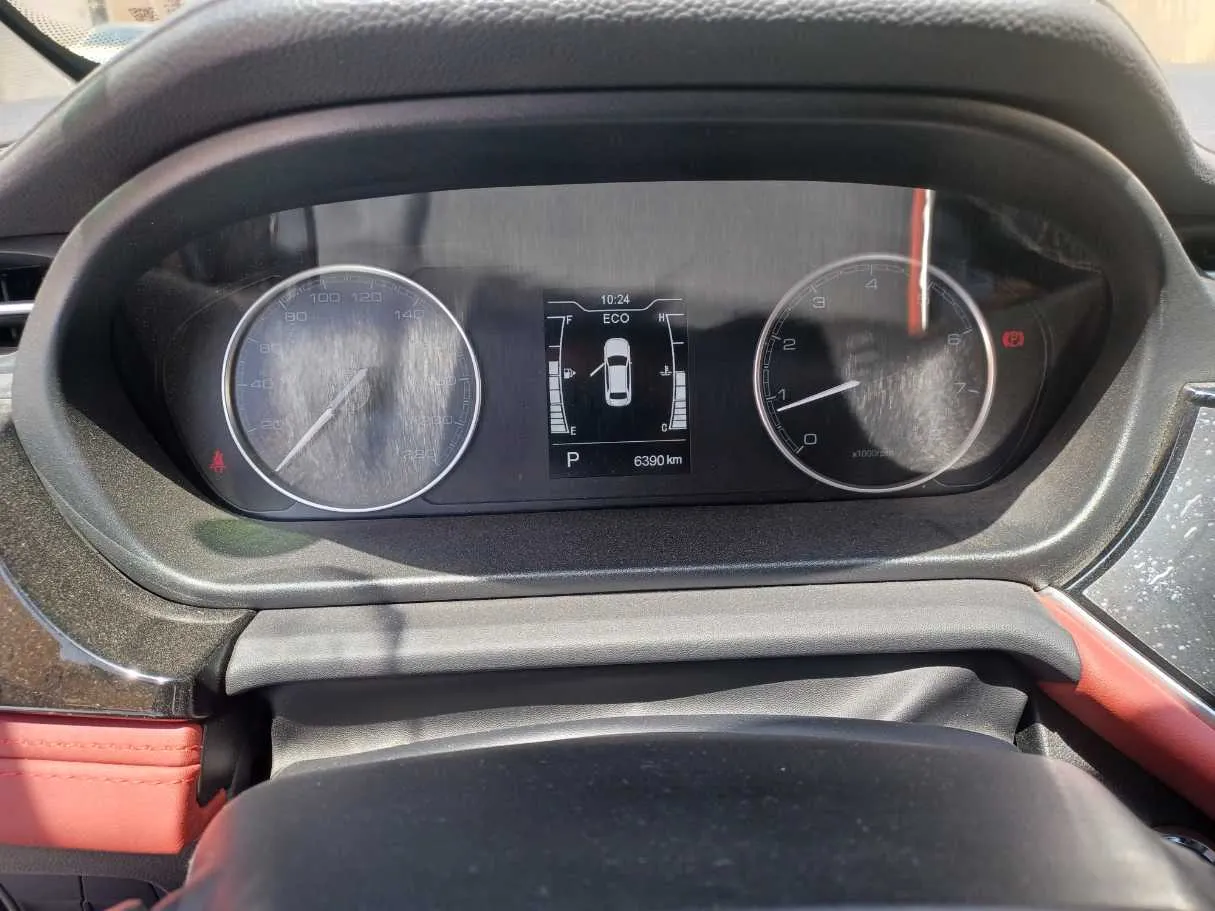 Car image 20