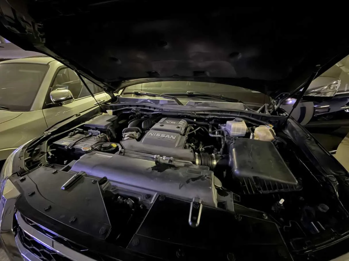 Car image 18
