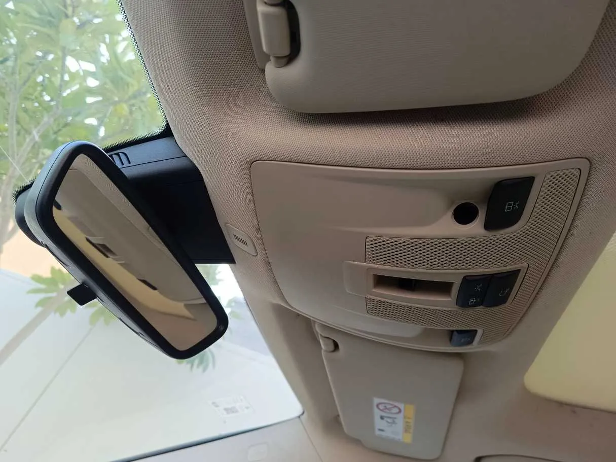 Car image 31