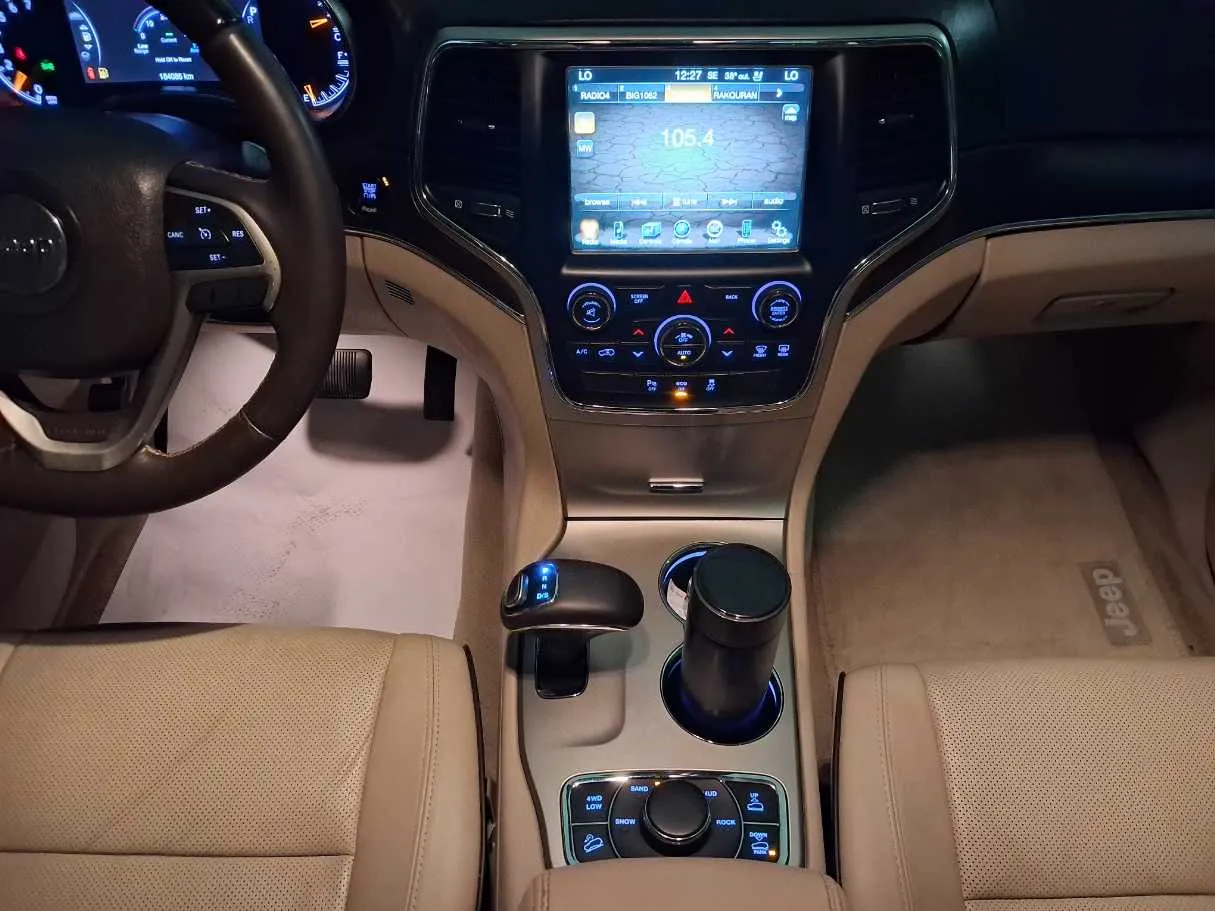 Car image 22
