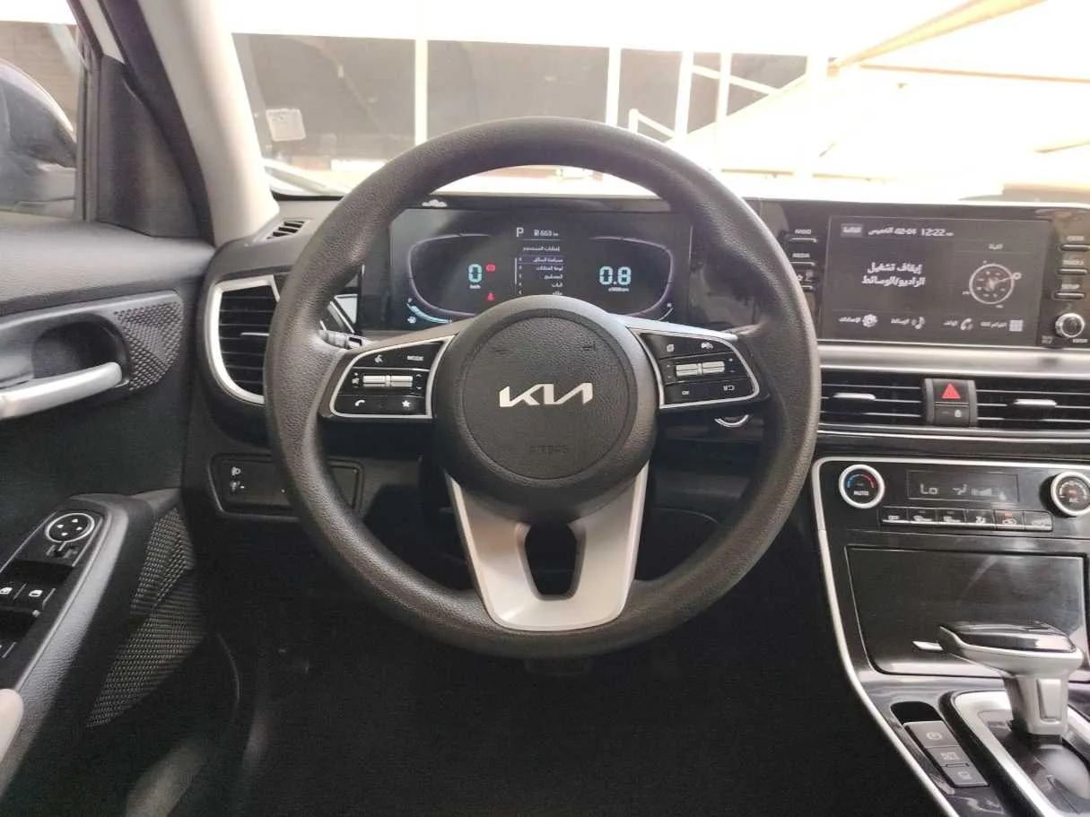 Car image 21