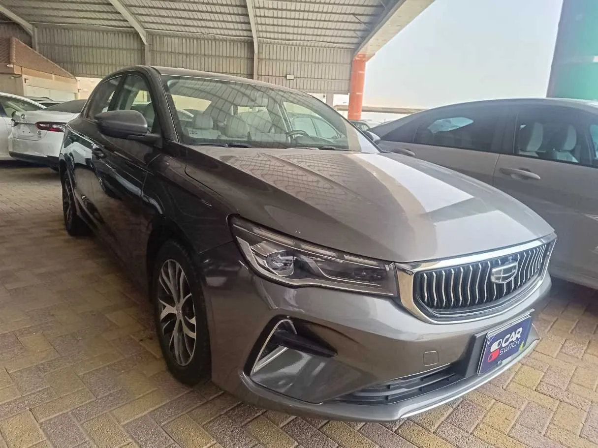 Car image 3