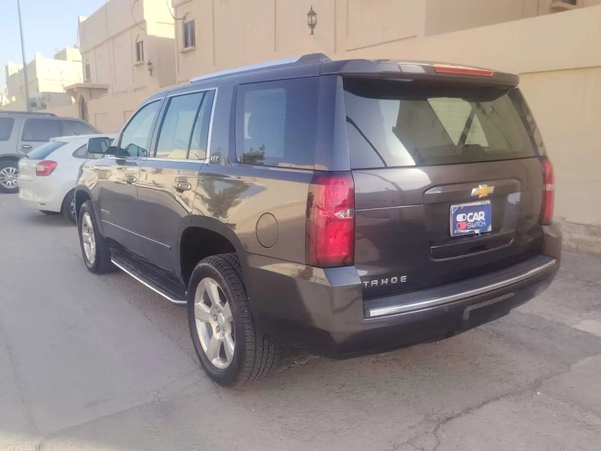Car image 7