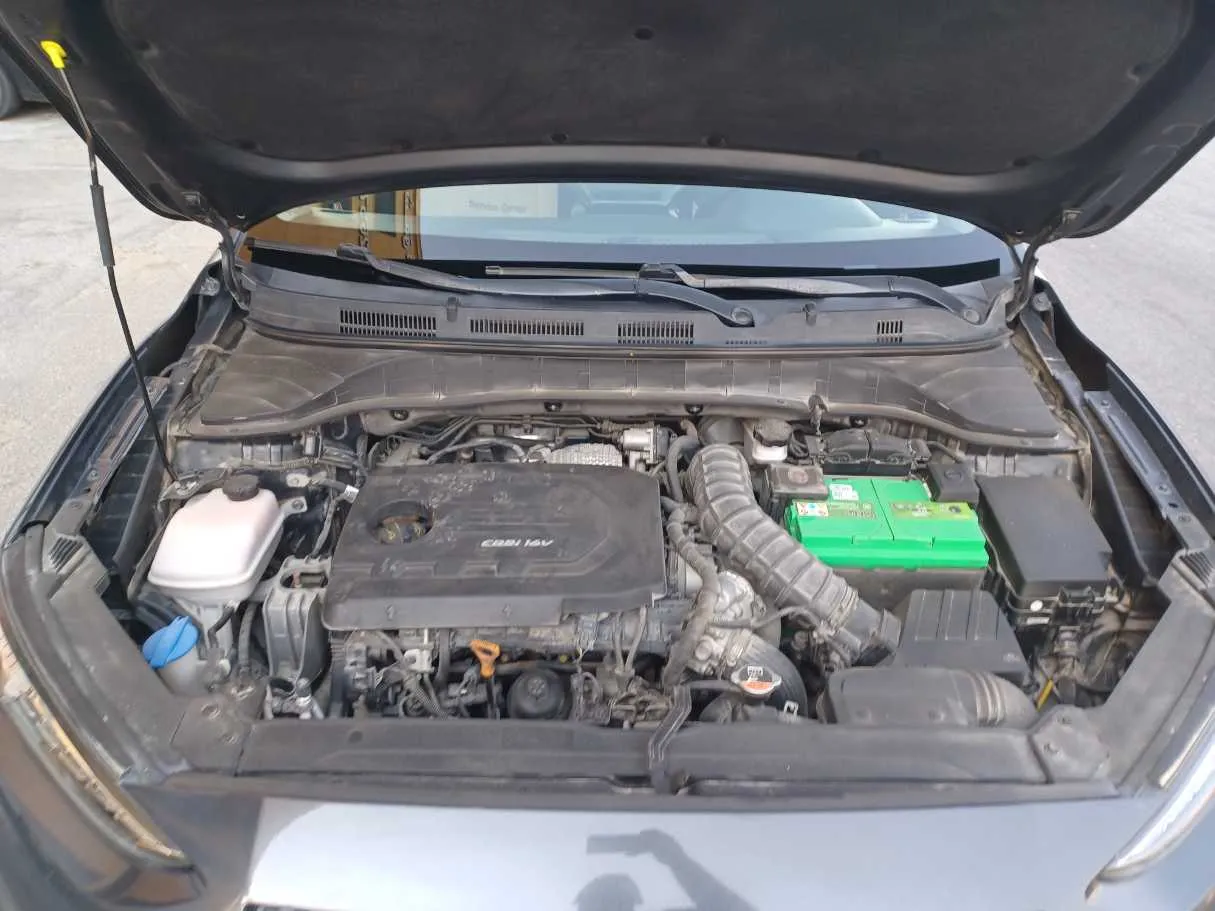 Car image 23