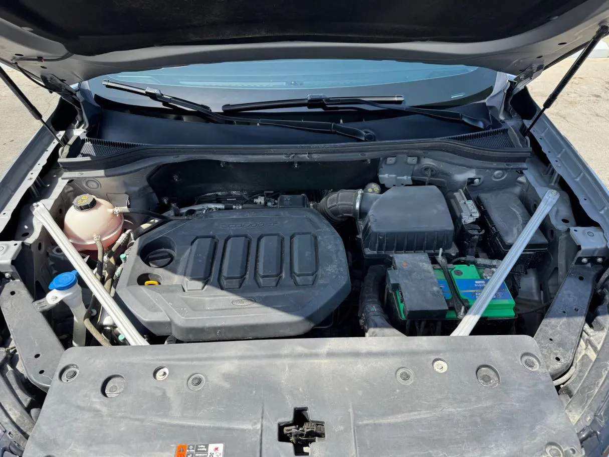 Car image 36