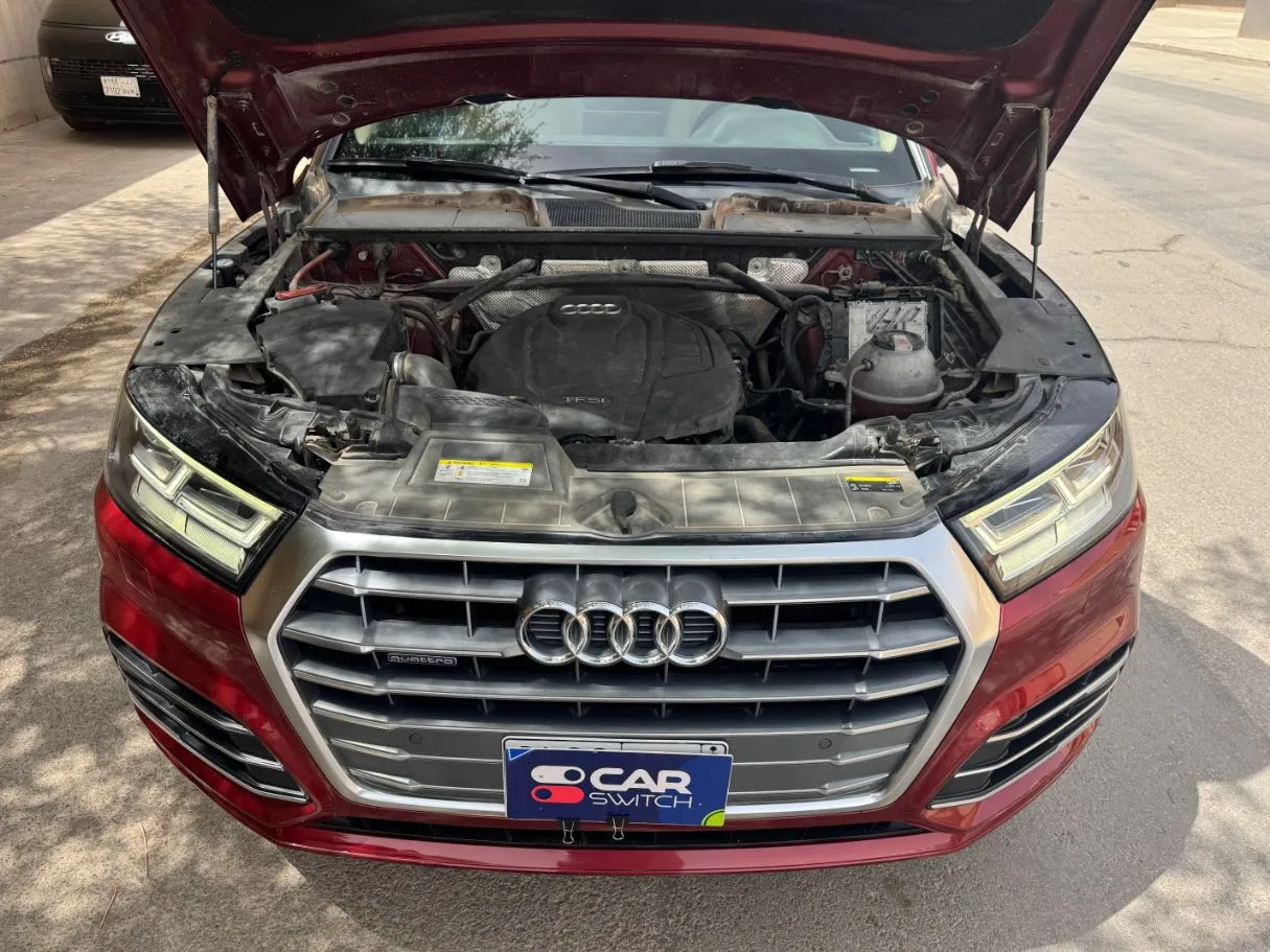 Car image 24