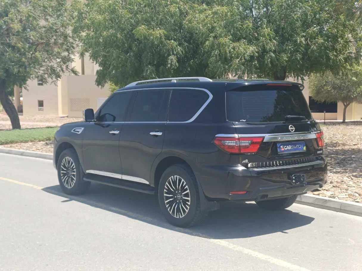 Car image 7