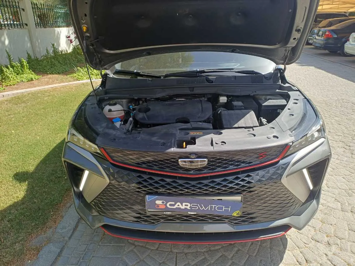 Car image 24