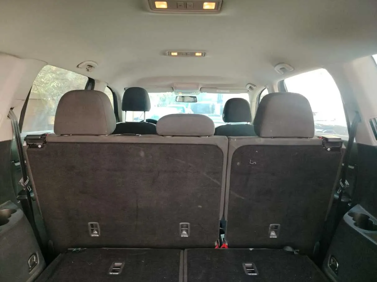 Car image 31