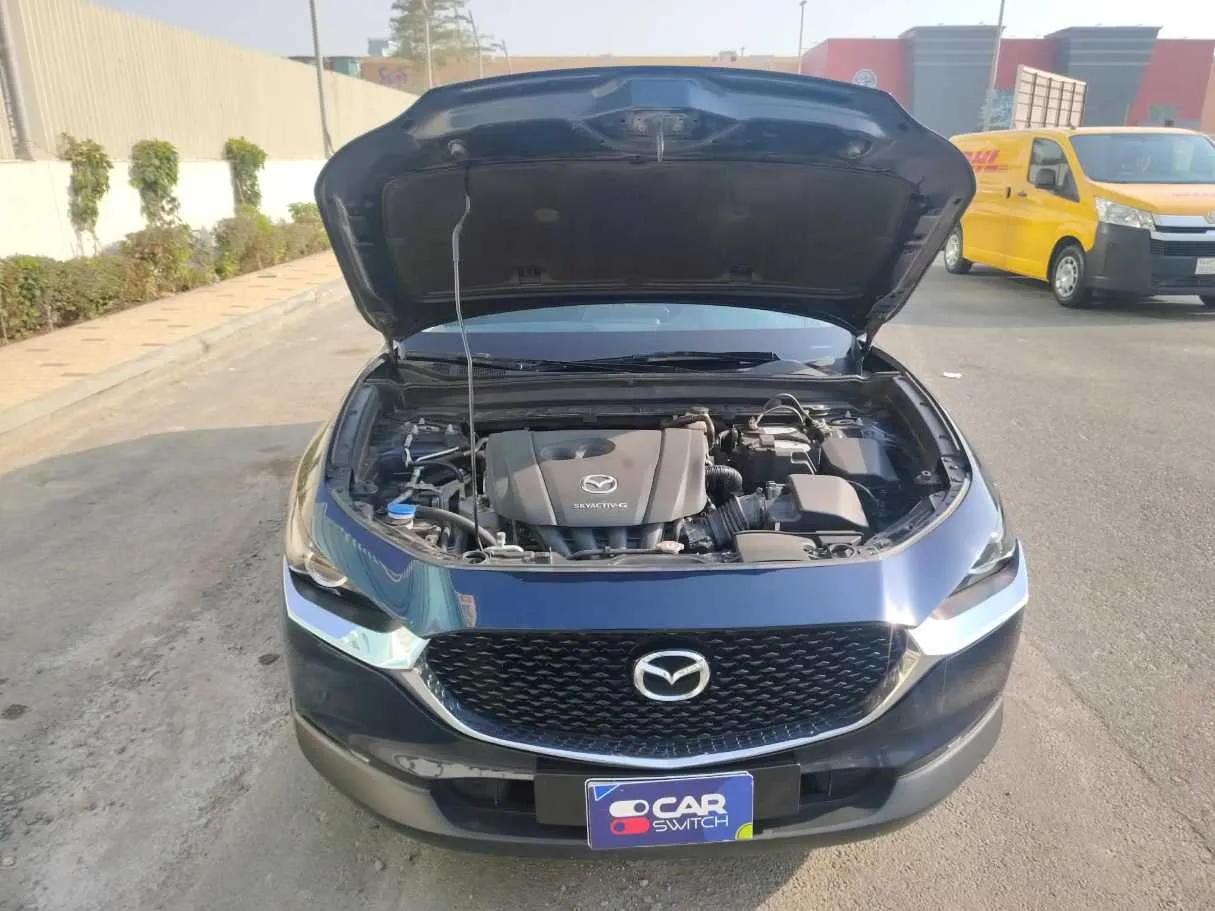 Car image 40