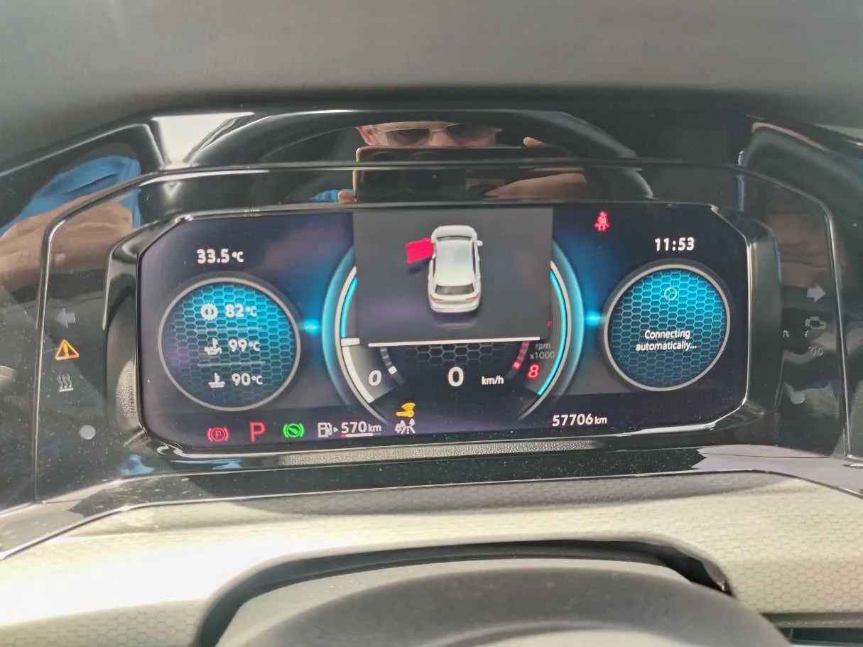 Car image 29