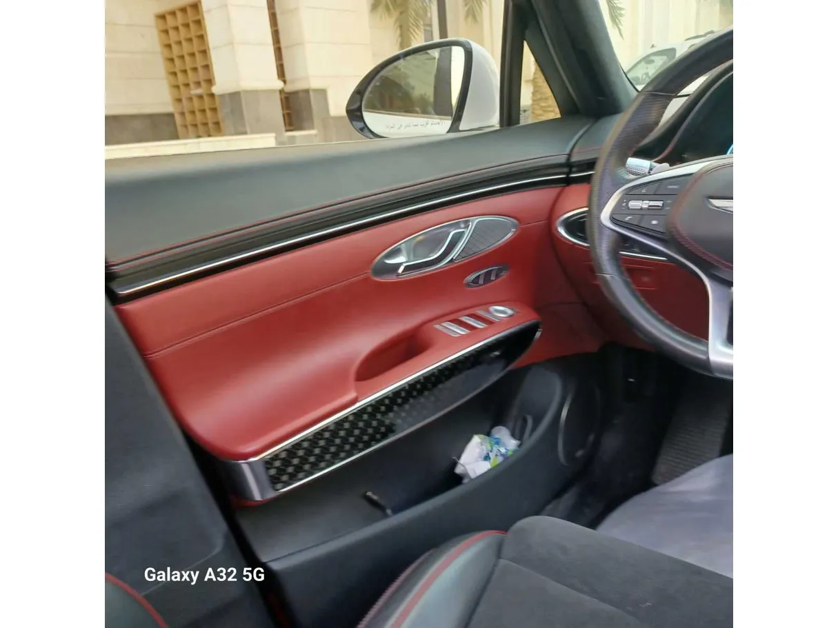 Car image 31