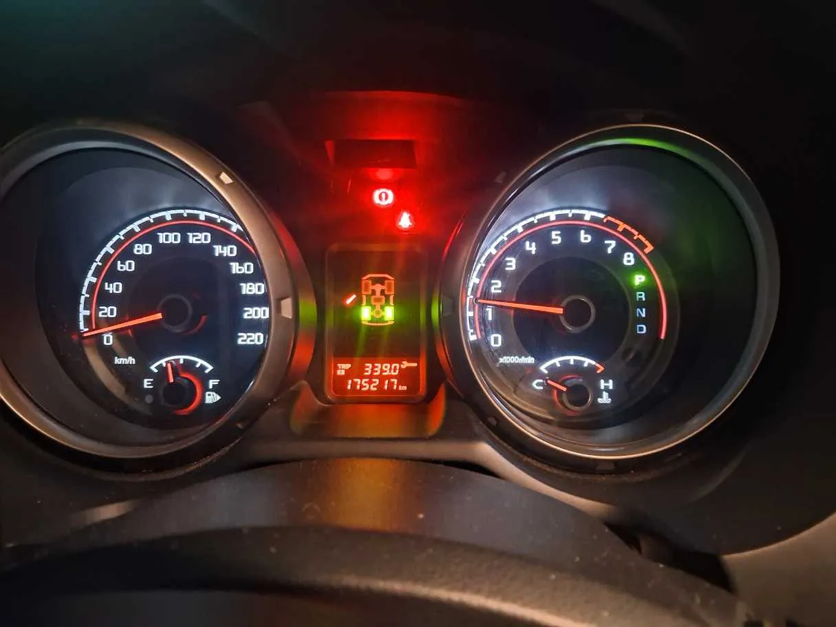 Car image 30