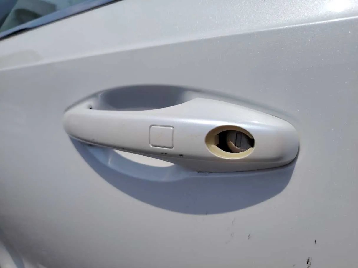Car image 28