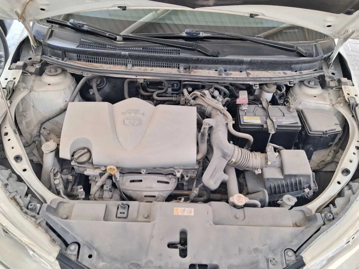 Car image 21