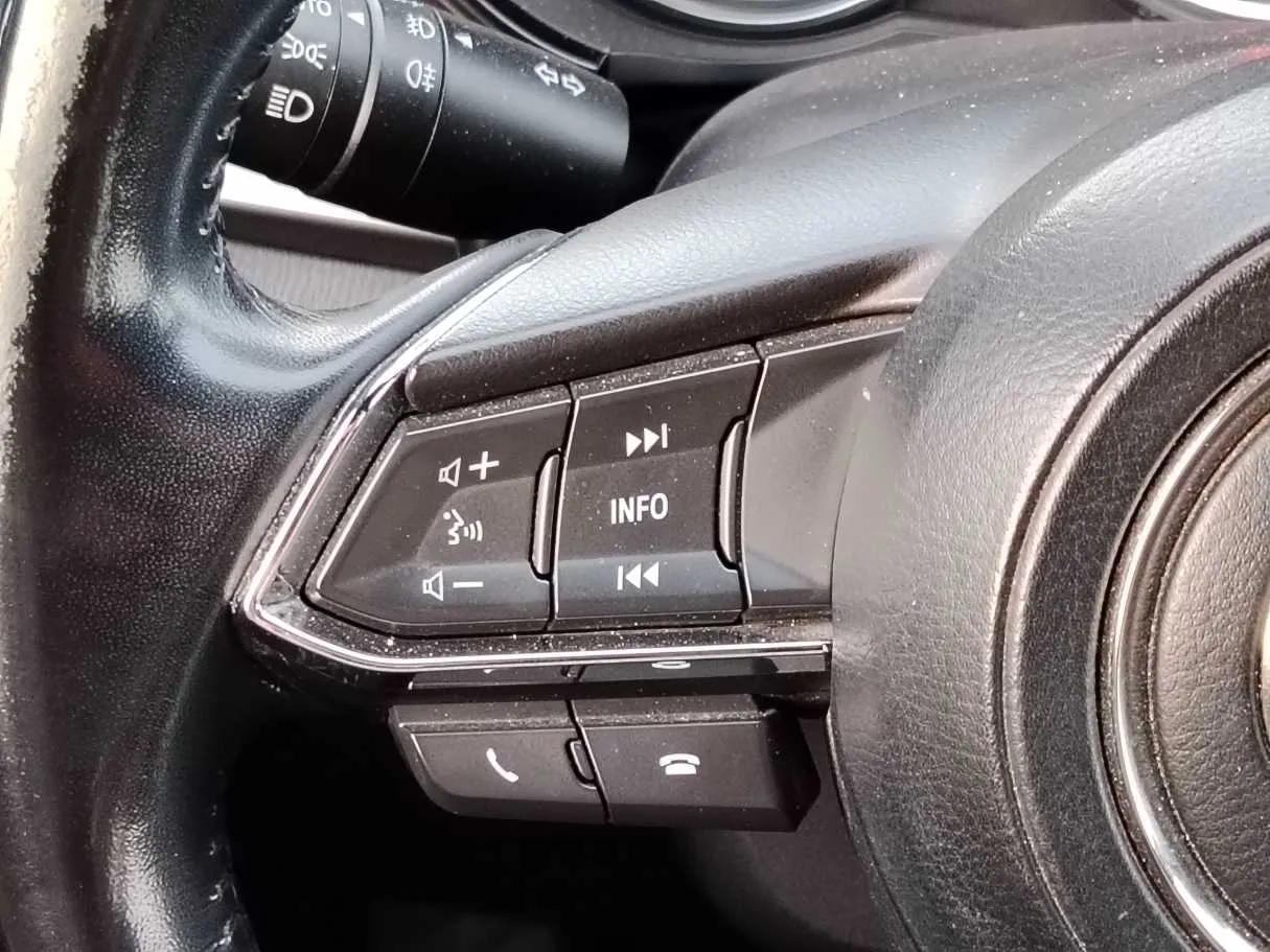 Car image 28