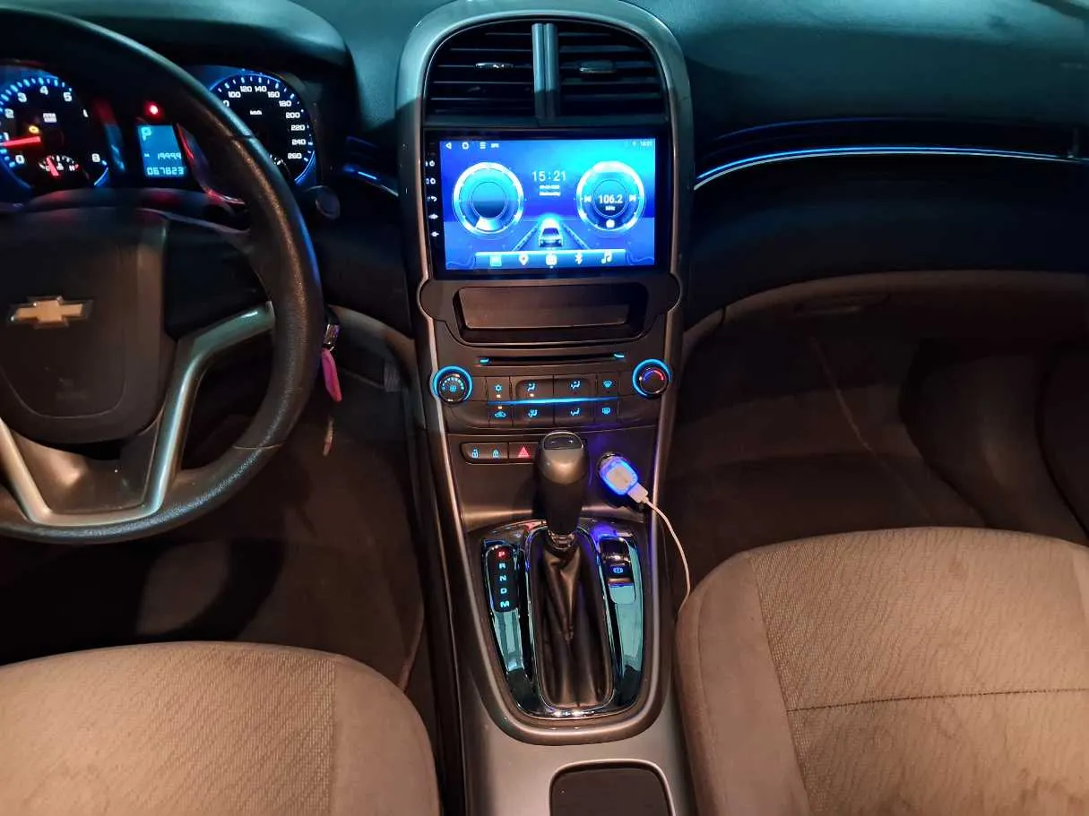 Car image 16