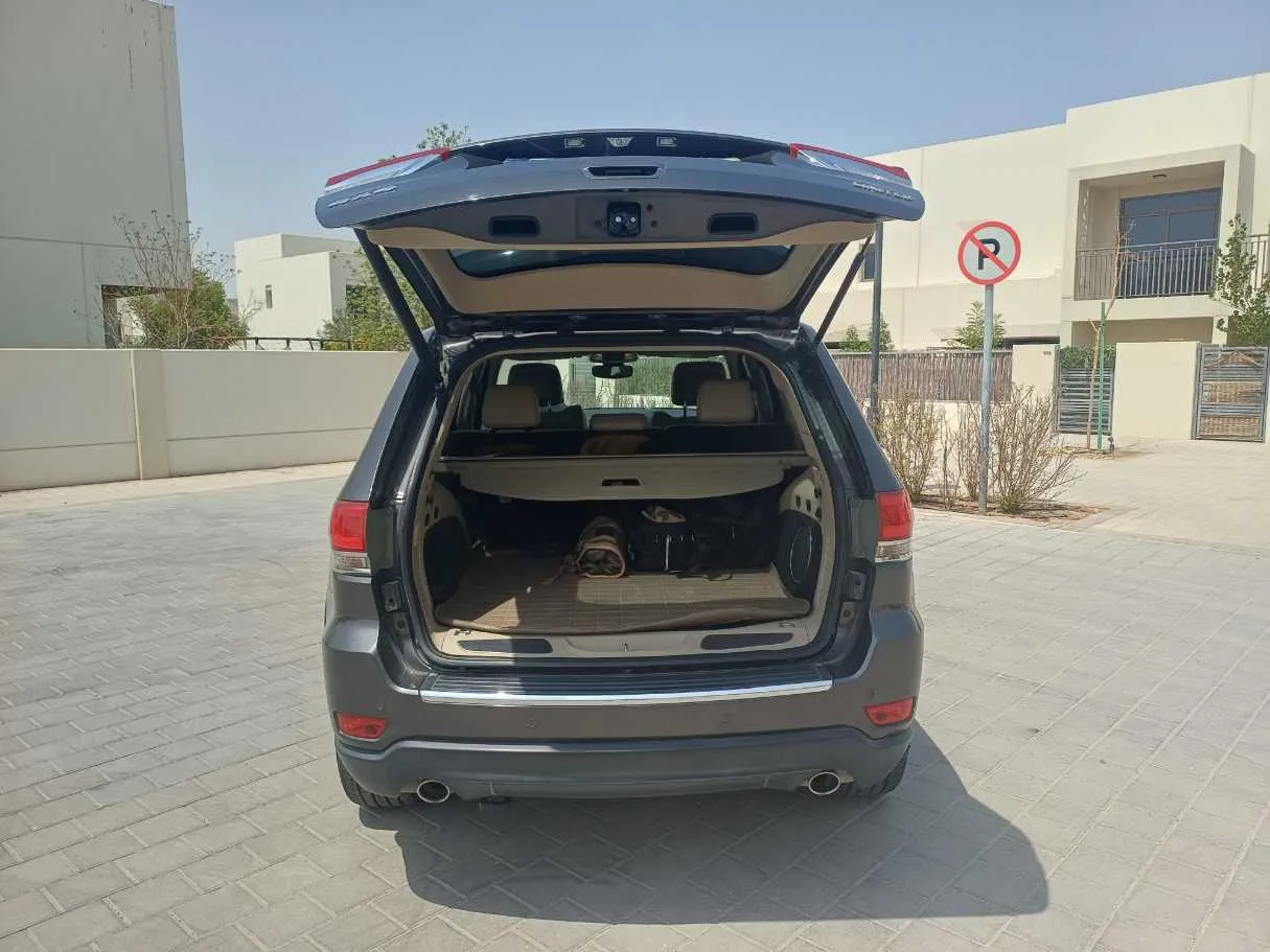 Car image 22