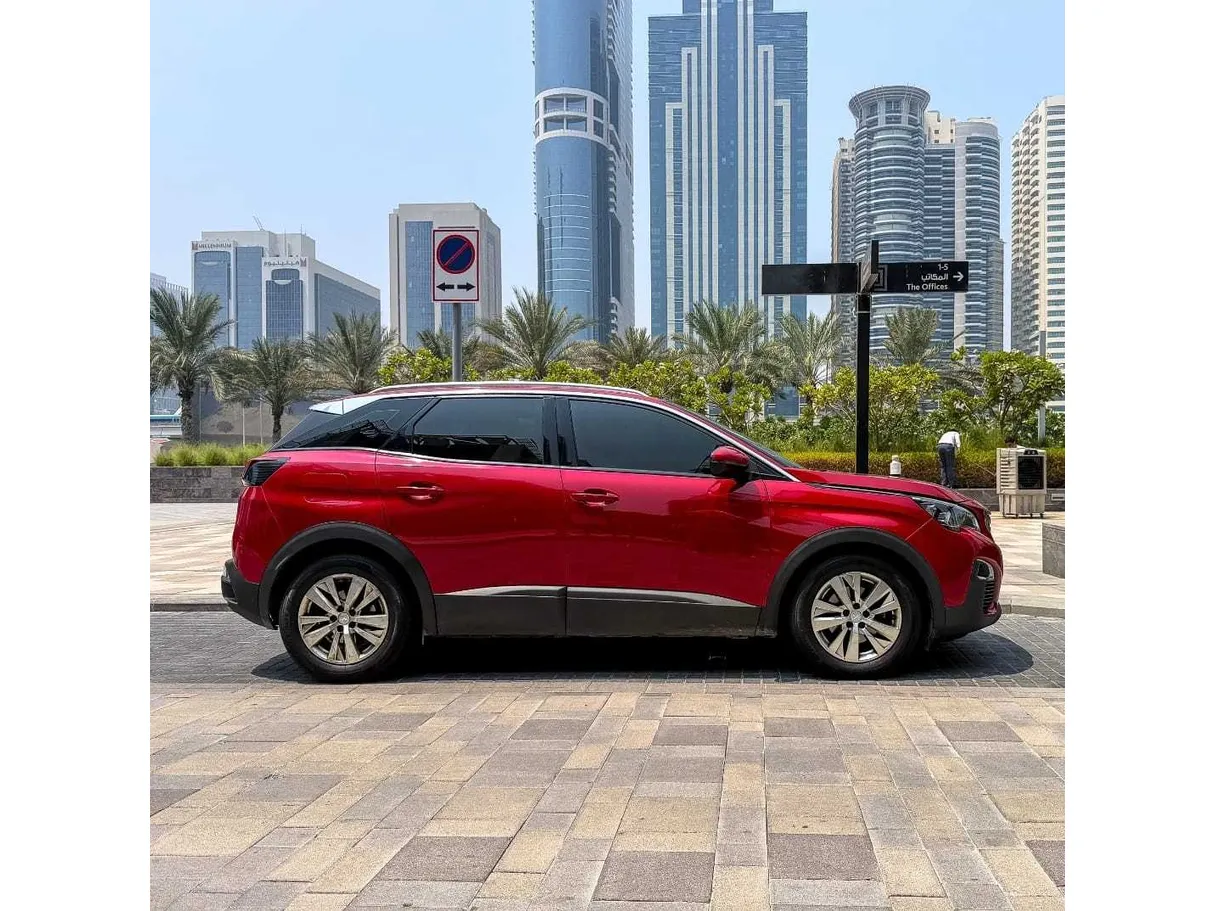 Car image 8