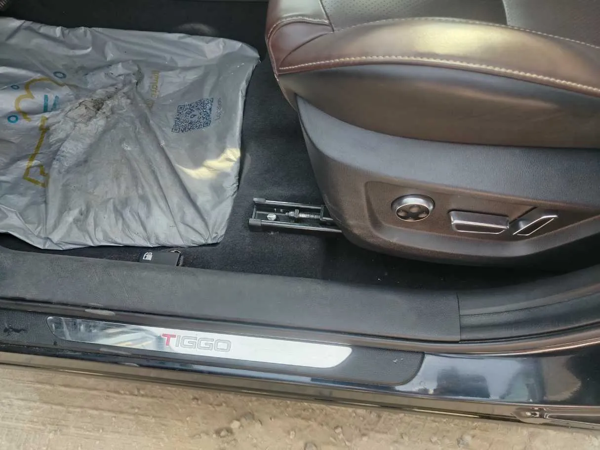 Car image 38