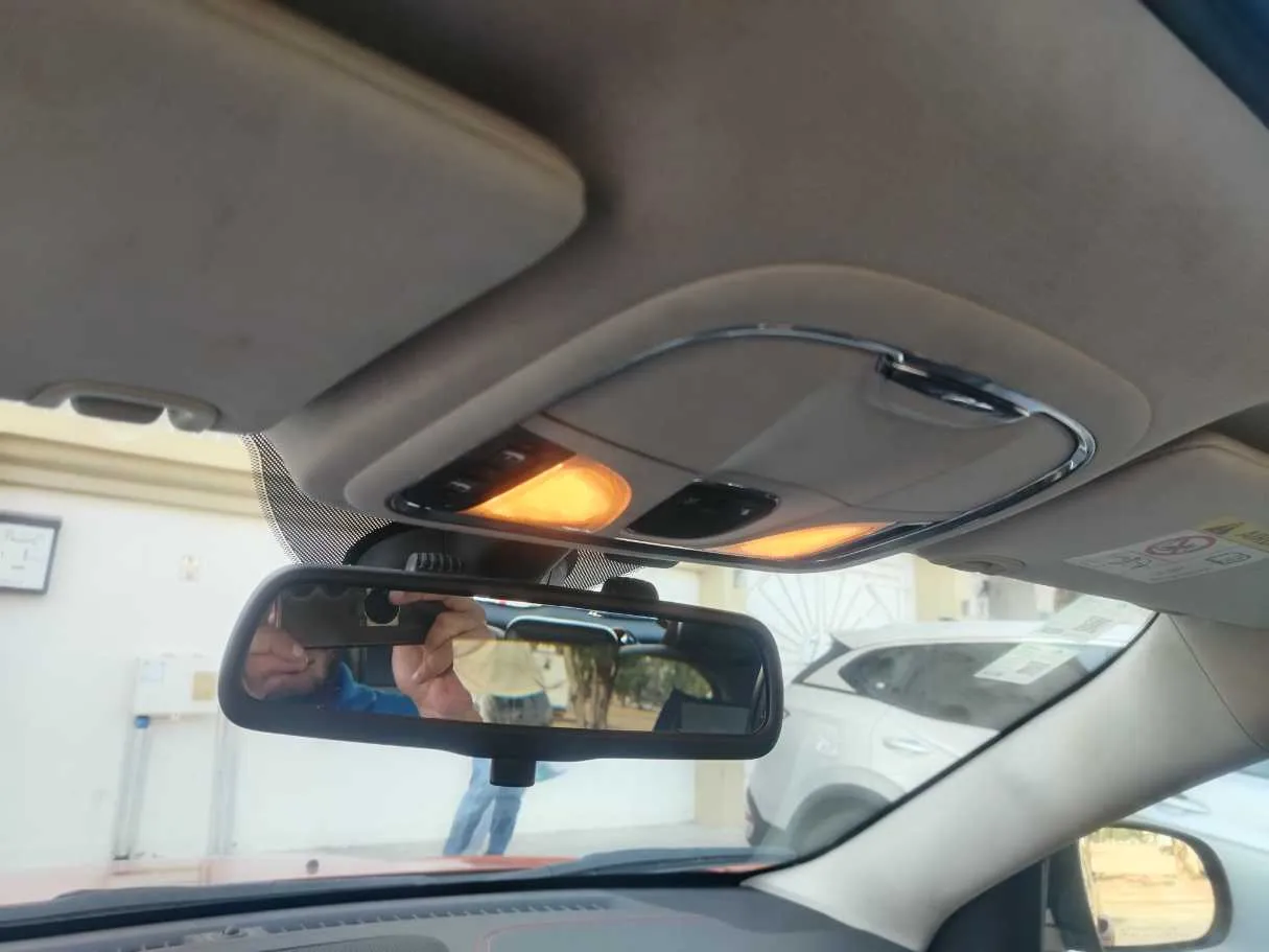 Car image 31