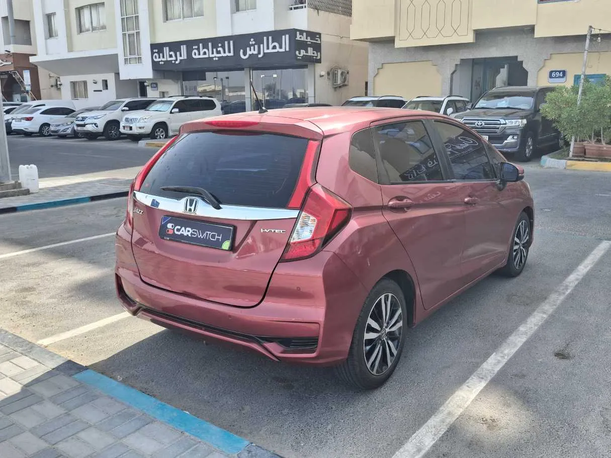 Car image 7
