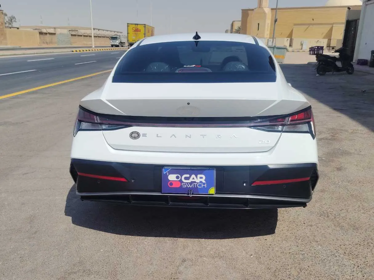 Car image 6
