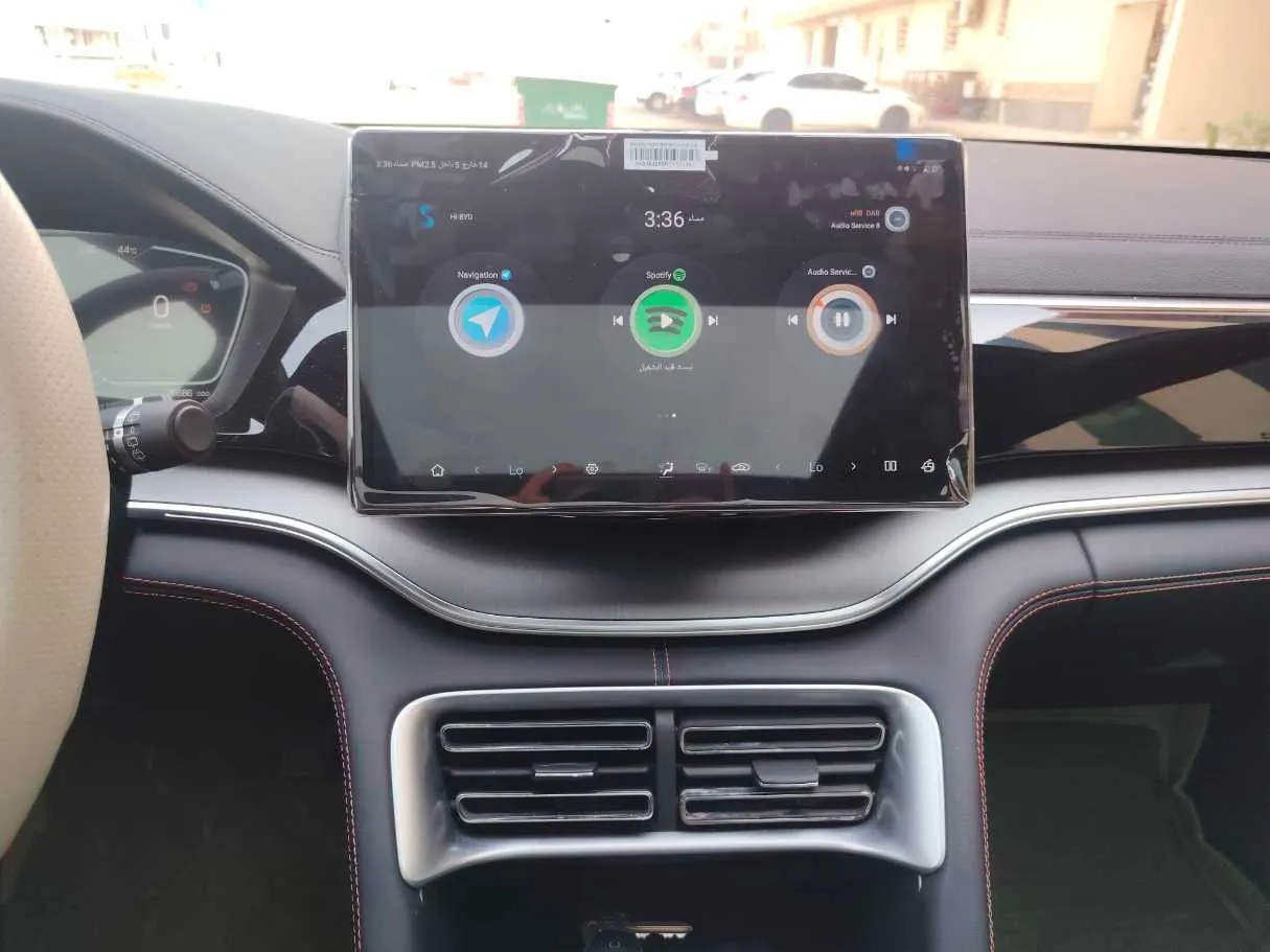 Car image 21