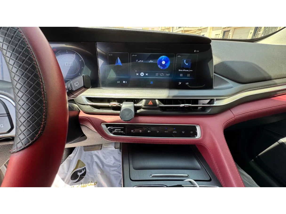 Car image 17