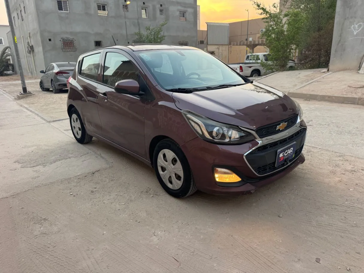 Car image 3