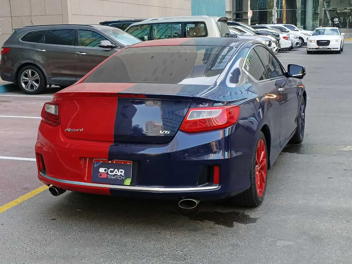 Car image 7