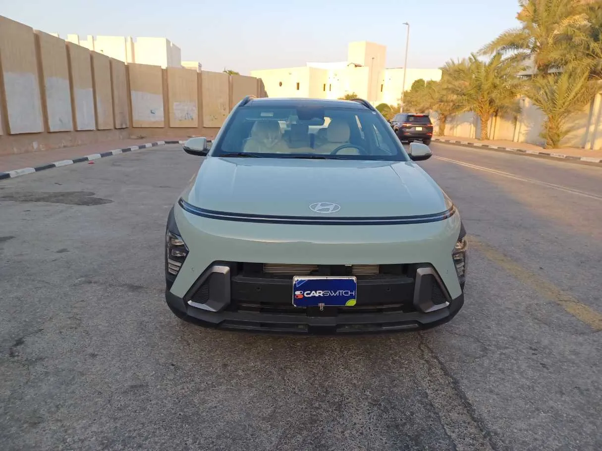 Car image 2