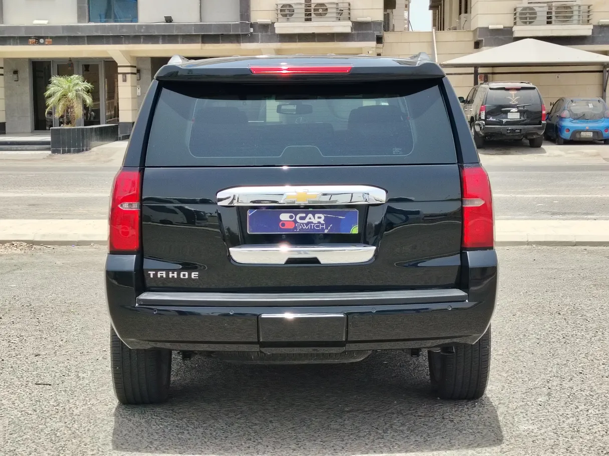 Car image 6