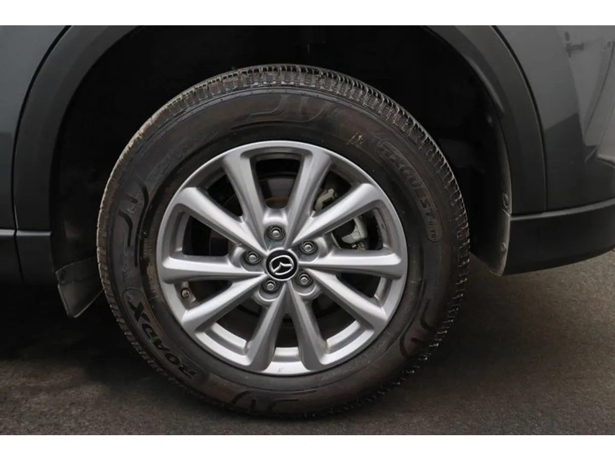 Car image 7