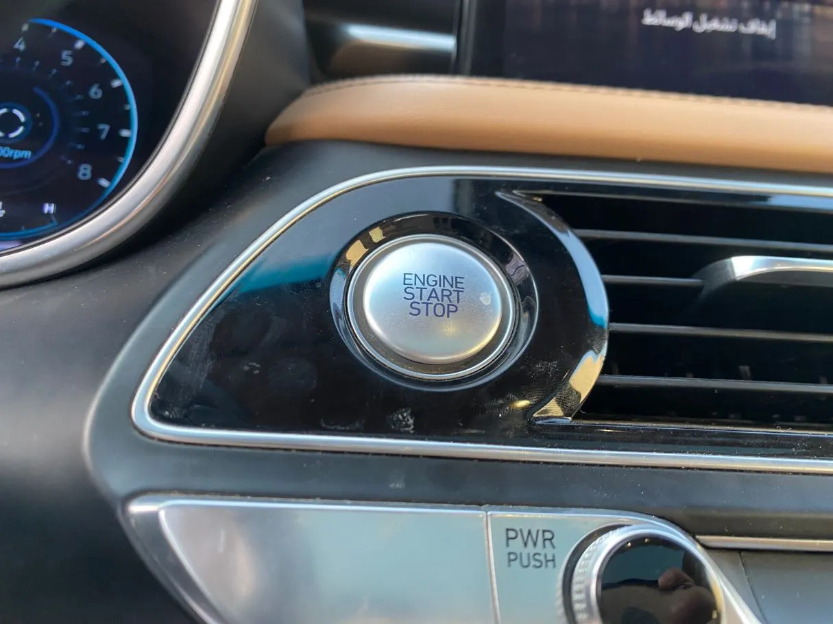Car image 21