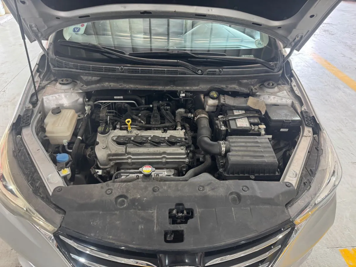 Car image 21
