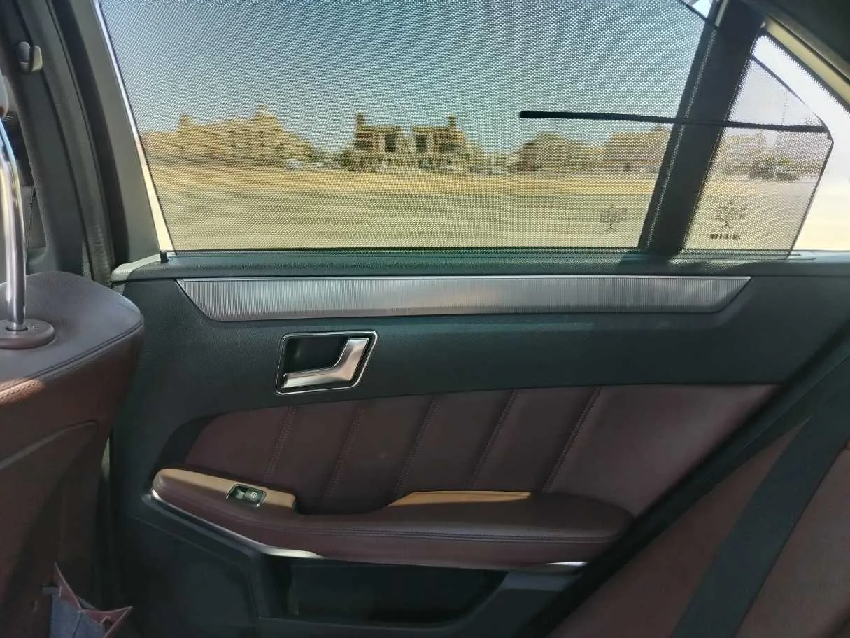 Car image 37