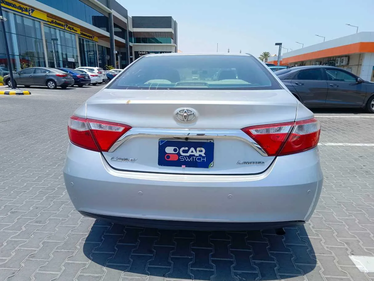 Car image 6