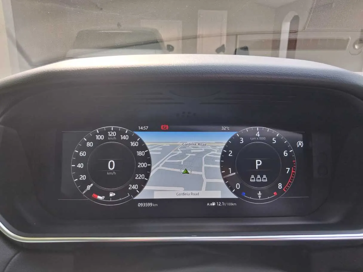 Car image 20
