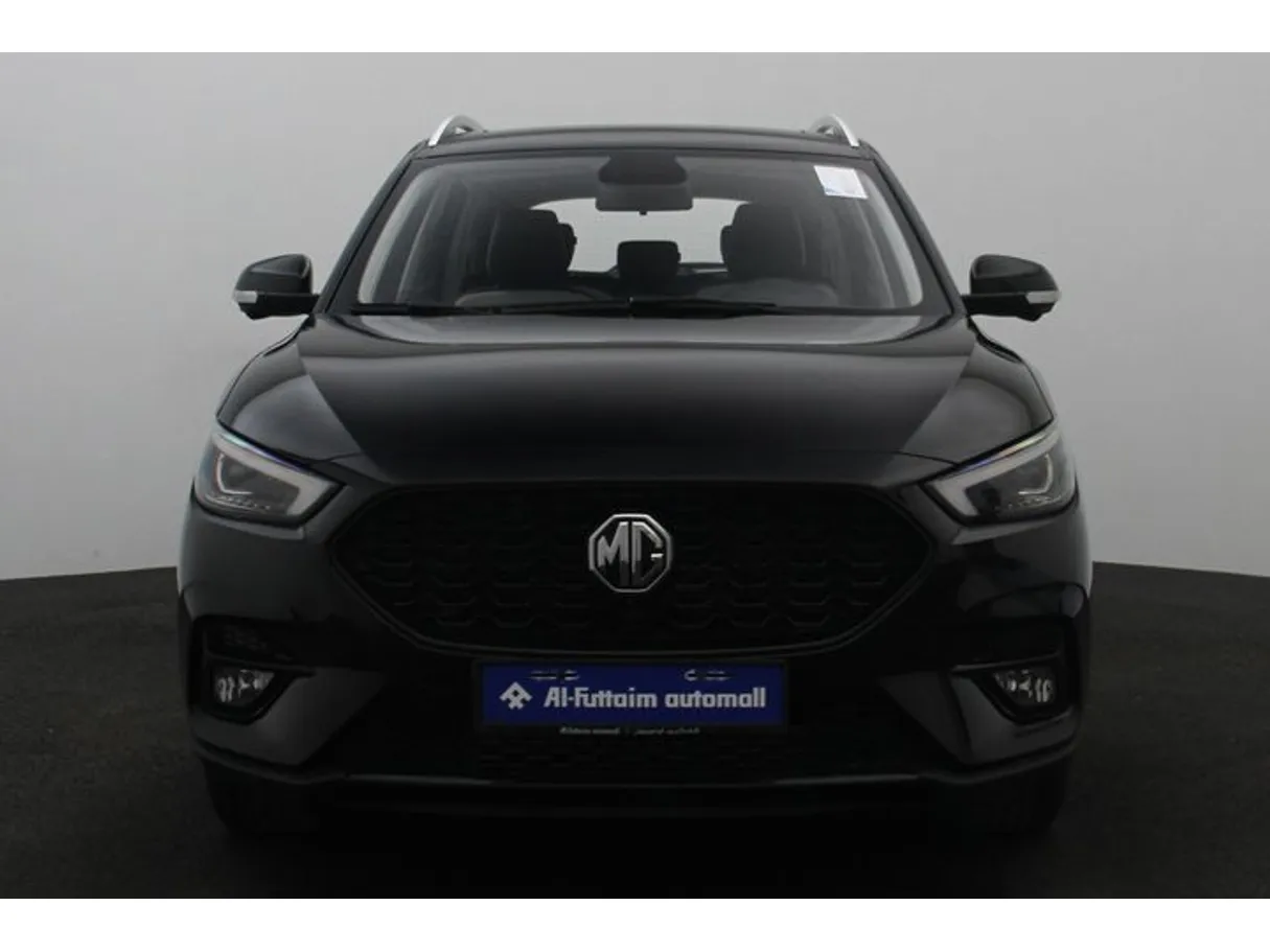 Car image 11