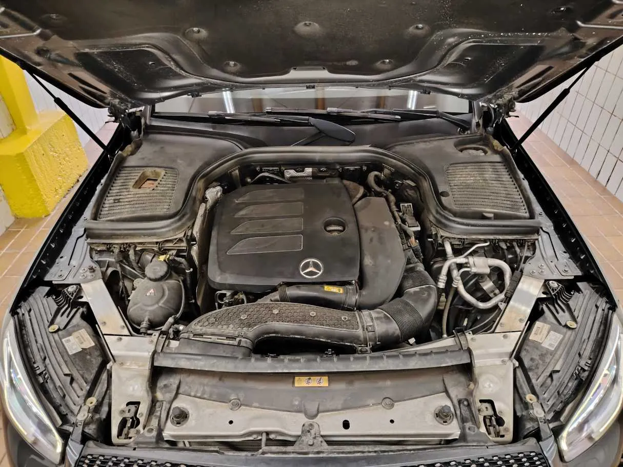 Car image 39