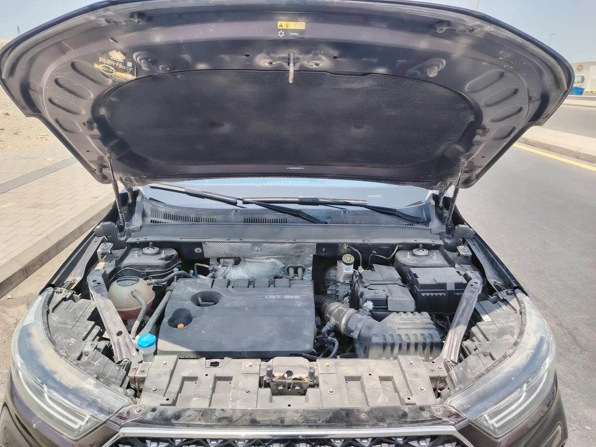 Car image 30