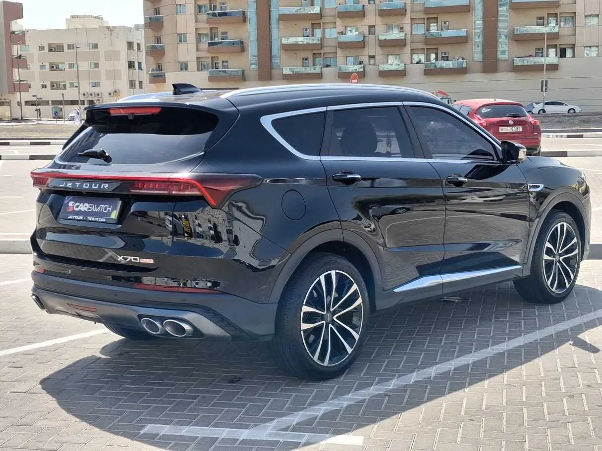 Car image 7