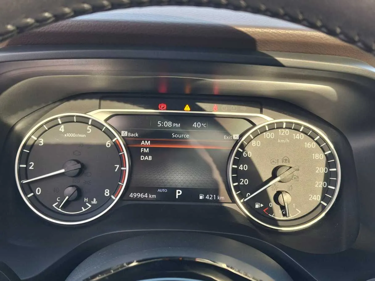Car image 19